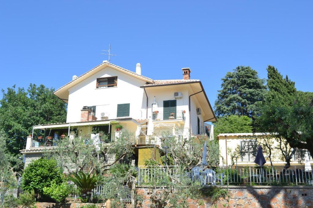 Al Pino B&B Grottaferrata Ngoại thất bức ảnh